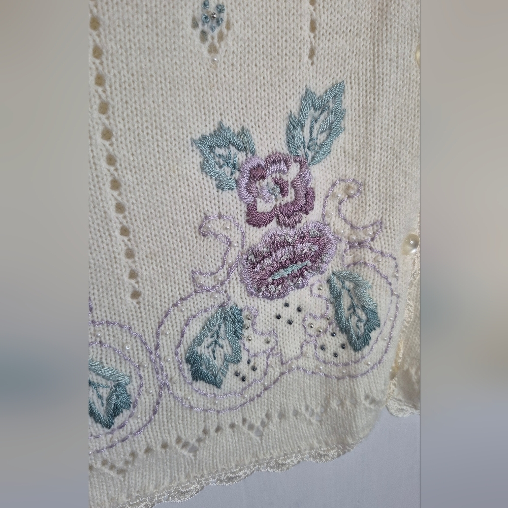 Koret Cream Embroidered Floral Knit Sweater Vest Size XL - Picture 2 of 13